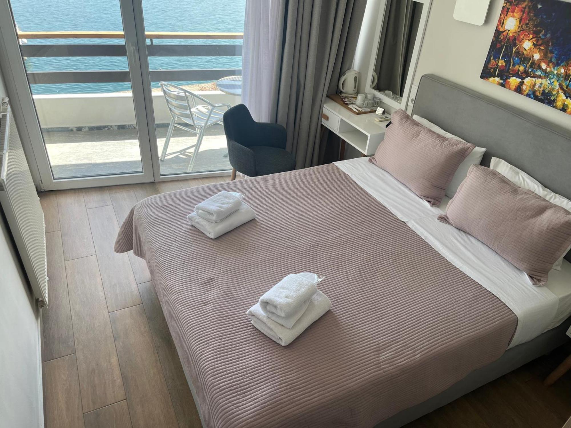 Hotel Avra 普雷韦扎 外观 照片