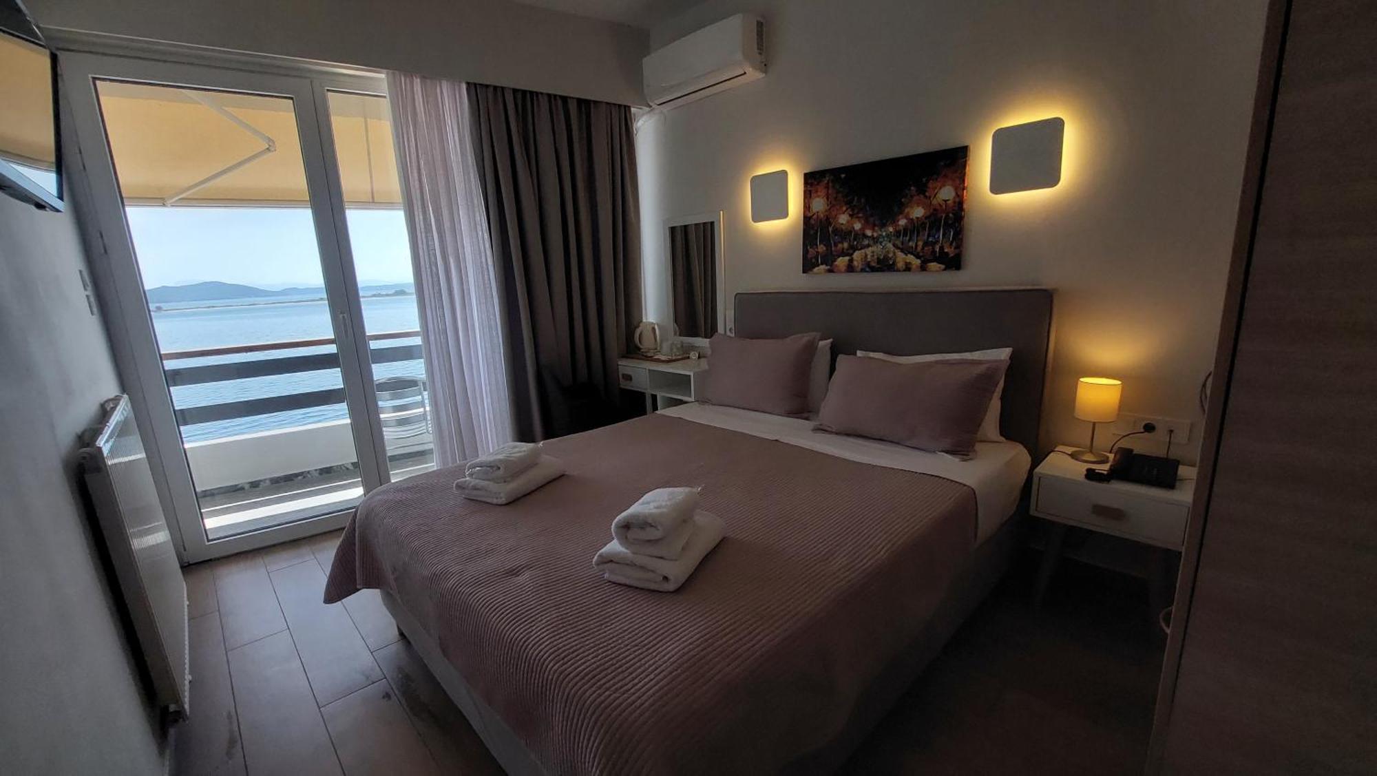 Hotel Avra 普雷韦扎 外观 照片